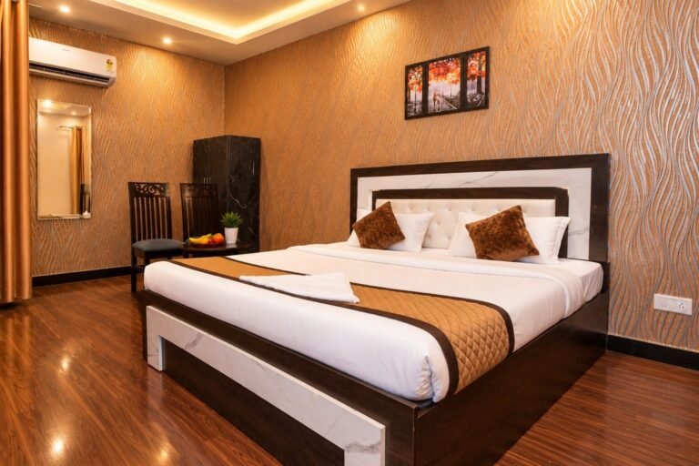 Deluxe room king bed at Hotel Kasol Heritage